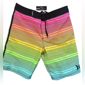 Hurley Boy’s Shoreline Boardshorts | 10/25